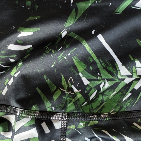 Beyond Yoga Lux Printed High-Waist Midi Leggings Women’s Medium Havana Nights - Picture 3 of 5